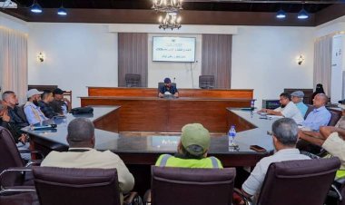 عدن.. تنفيذي صيرة يناقش خطط المكتب خلال شهر رمضان المبارك