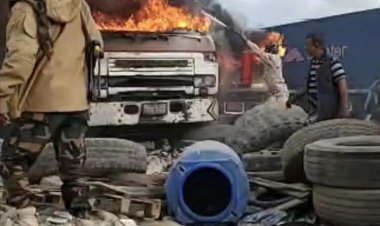 مدير شرطة المنطقة الحرة ينفي صحة ما أُشيع عن اندلاع حريق في ميناء عدن