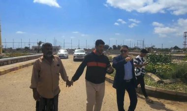 الأمين العام للمجلس المحلي بمحافظة أبين يقوم بزيارة تفقدية ميدانية لساحة الشهداء