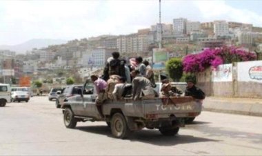 مليشيا الحوثي تشن حملة اختطافات تطال مزارعي القات في إب