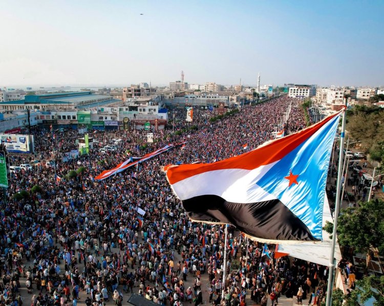 حكومة الرياض في اختبار الشارع الجنوبي: عدن ليست ساحة لفرض الأمر الواقع