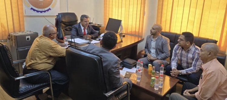 وحدة جمع المعلومات المالية وهيئة المواصفات والمقاييس تعقدان اجتماعاً تنسيقياً