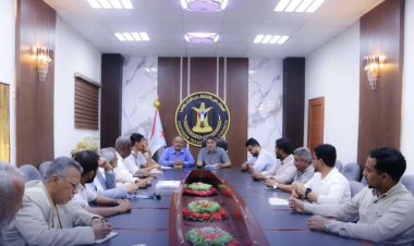 انتقالي العاصمة عدن يجدد مطالبته بفتح المقرات ويستعرض سير العمل التنظيمي