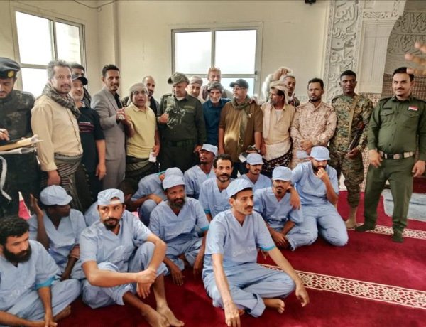 رجال المال والأعمال وفاعلي الخير من أبناء يافع يطلقون سراح 14 من نزلاء السجن المركزي المعسرين في لحج