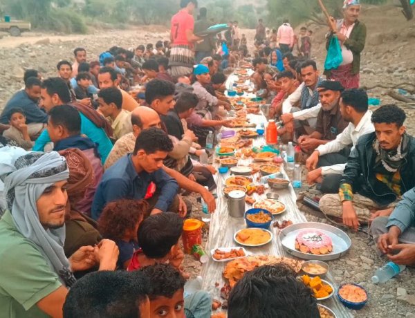 الرباط.. حين يكسر رغيف الخبز عزلة القلوب في الأزارق .. استطلاع