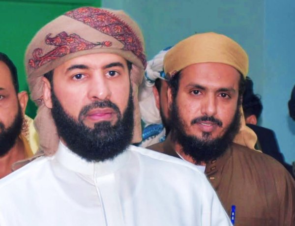 محافظ أبين وقائد قوات الأمن الوطني بالمحافظة يتفقدان هيئة مستشفى الرازي ويطلعان على سير الخدمات الطبية