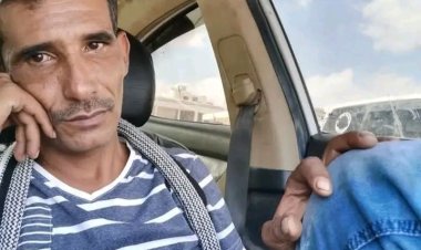 شيخ مكتب كلد يافع ونائبه يعزيان الشيخ نصر سعيد بن كرم المنصري بوفاة نجله وليد