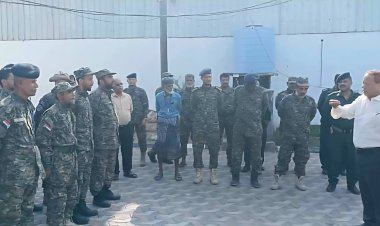 قيادة التوجيه بشرطة عدن تنفذ نزولاً ميدانياً لتعزيز الانضباط والتوعية الأمنية