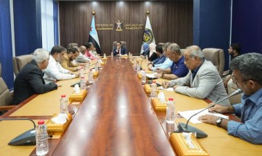 الحالمي يرأس اجتماع اللجنة التحضيرية لفعاليات الذكرى الـ9 للتفويض الشعبي للرئيس الزُبيدي في إعلان عدن التاريخي