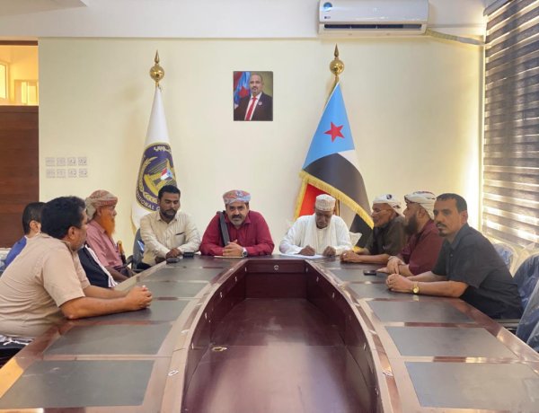 اللجنة التحضيرية تقف أمام آخر الترتيبات لانعقاد اللقاء الموسع لاتحاد قبائل الجنوب بالعاصمة عدن