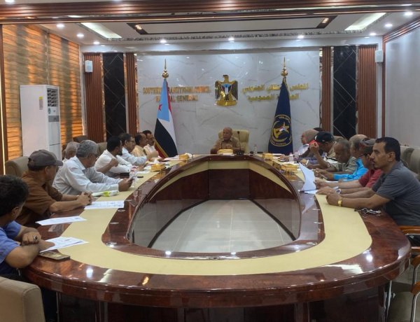 مجلس المستشارين يدعو شعب الجنوب للمشاركة الفاعلة في مليونية الذكرى الـ9 للتفويض الشعبي للرئيس الزُبيدي في إعلان عدن التاريخي