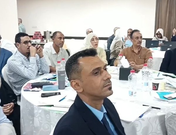الشعبي وعّشيش يشاركان في ورشة عمل الخطة الاستراتيجية المؤقتة لبرنامج الأغذية العالمي في عدن(2027__2029)