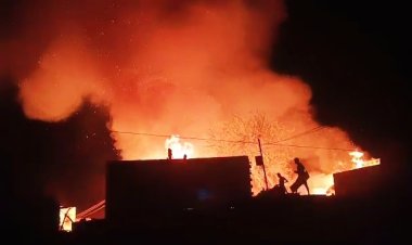 بإشراف مباشر من العميد طلال الكلدي قوات الأمن الوطني تسهم في إخماد حريق بمنطقة المحراق بمديرية خنفر