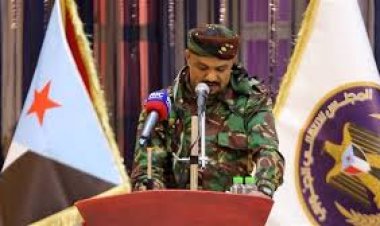 القائد حيدرة السيد يهتف لأحرار أبين والجنوب: الزحفُ الكبيرُ إلى عدنَ وحضرموت.. ونُسقطُ الوصايةَ ونُجددُ العهدَ بالدماء