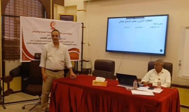 الشعبي يدشن الدورة التنشيطية لموظفي مكتب الصحة بعدن في مجال أساسيات الإدارة والتخطيط في القطاع الصحي