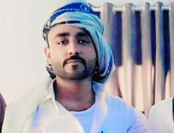اللواء محسن مرصع الكازمي يعزي في وفاة الجندي محمد عمر الفقيه