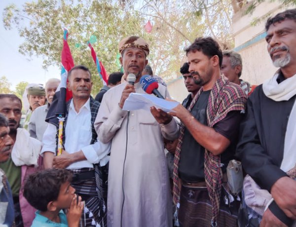 بيان سياسي صادر عن المسيرات الجماهيرية الحاشدة في مديريات محافظات أبين
