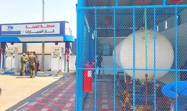 هام للسائقين في عدن.. تعرف على قائمة المحطات الموفره للغاز والكميات المخصصة لكل مديرية