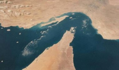 تعرف على تفاصيل الاتفاق المؤقت لإعادة فتح مضيق هرمز