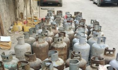 مطالب في خنفر بتغيير وكلاء الغاز بعد اتهامات ببيع الحصص في السوق السوداء