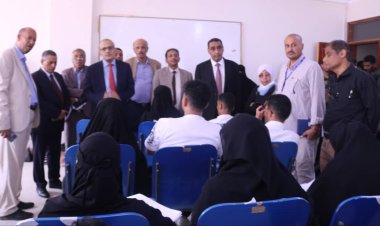 بحيبح والقدسي يدشنان اختبار الكفاءة.. المجلس الطبي يفتح بوابة الترخيص أمام 5507 من الكوادر الصحية