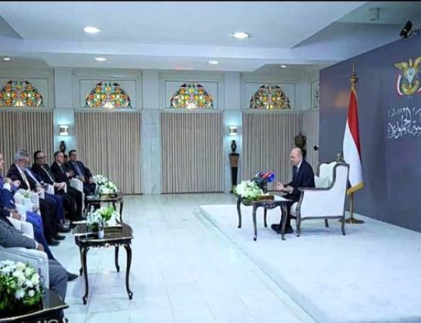لهذه السبب دعا العليمي للحوار الجنوبي دون الشمالي