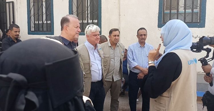 مدير صحة عدن يستقبل نائب المدير التنفيذي لليونيسيف ويتفقدان مجمع البساتين الصحي بدارسعد
