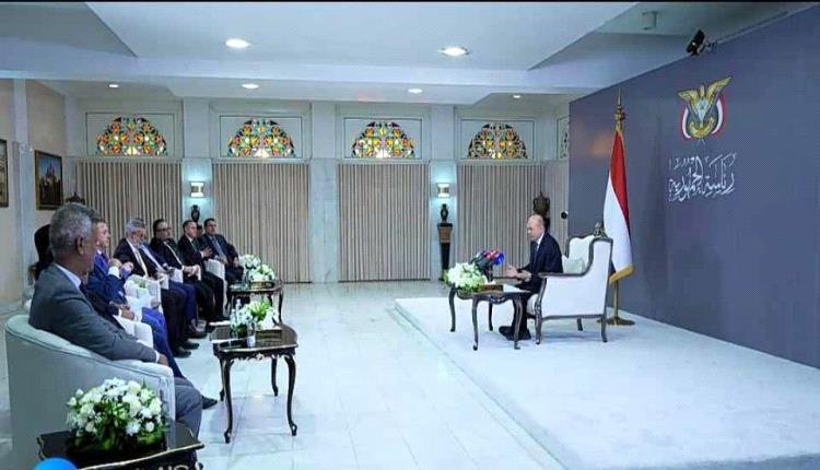 لهذه السبب دعا العليمي للحوار الجنوبي دون الشمالي