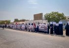 منسقية انتقالي جامعة حضرموت تنظم وقفة احتجاجية سلمية للمطالبة بحقوق الأكاديميين والإداريين والطلبة