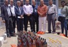 إتلاف 132 قارورة خمور مهربة في عدن بإشراف النيابة العامة