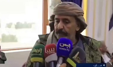 شقيق رئيس فرع حزب الإصلاح بمأرب يظهر من صنعاء ويدعو لإسقاط الشرعية