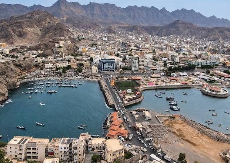 هل يُراد لعدن أن تصبح ساحة للفوضى بعد حضرموت؟.. العاصمة الجنوبية أمام اختبار خطير