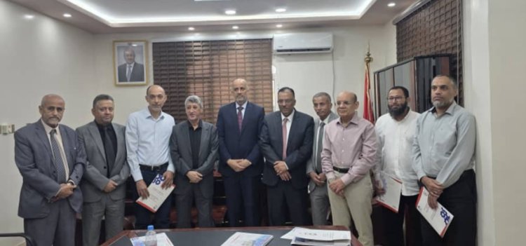 بحضور معالي وزير المالية.. الجمارك تمنح ثلاث شركات شهادة المشغل الاقتصادي المعتمد