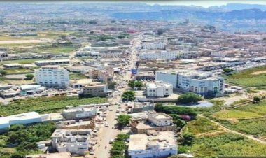 بعد اختفاء قوة التأمين وانسحاب المدرعات.. الحوثيون يسيطرون على طريق التربة غرب تعز