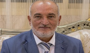 الشيخ فضل الجعوني يتعاقد مع شركة سعودية لإجراء مسح جيولوجي بالأقمار الصناعية لتحديد مواقع المياه في منطقة رخمة بيافع