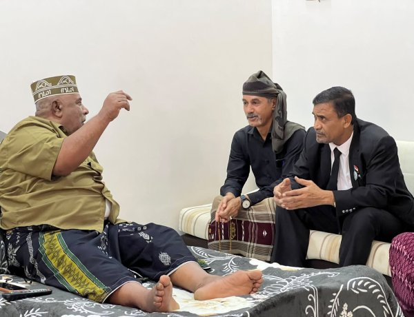 التميمي يزور عددًا من المناضلين بمدينة سيئون للاطمئنان على أحوالهم الصحية