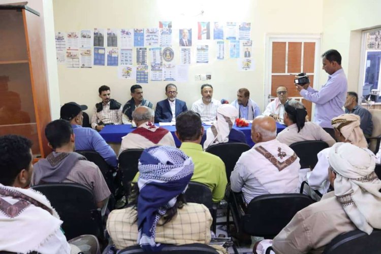 انتقالي أبين يعقد لقاءً موسعاً لقيادات المجلس ويناقش التحضيرات لمليونية التعبئة الشعبية في ذكرى ثورة 14 أكتوبر